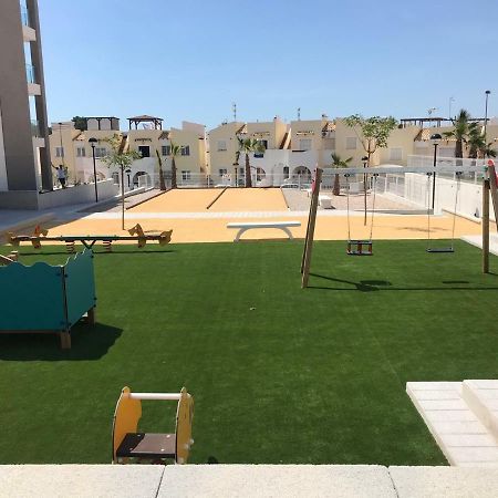 Bel appartement à moins d 1km du Golf Villamartin Orihuela Exterior foto